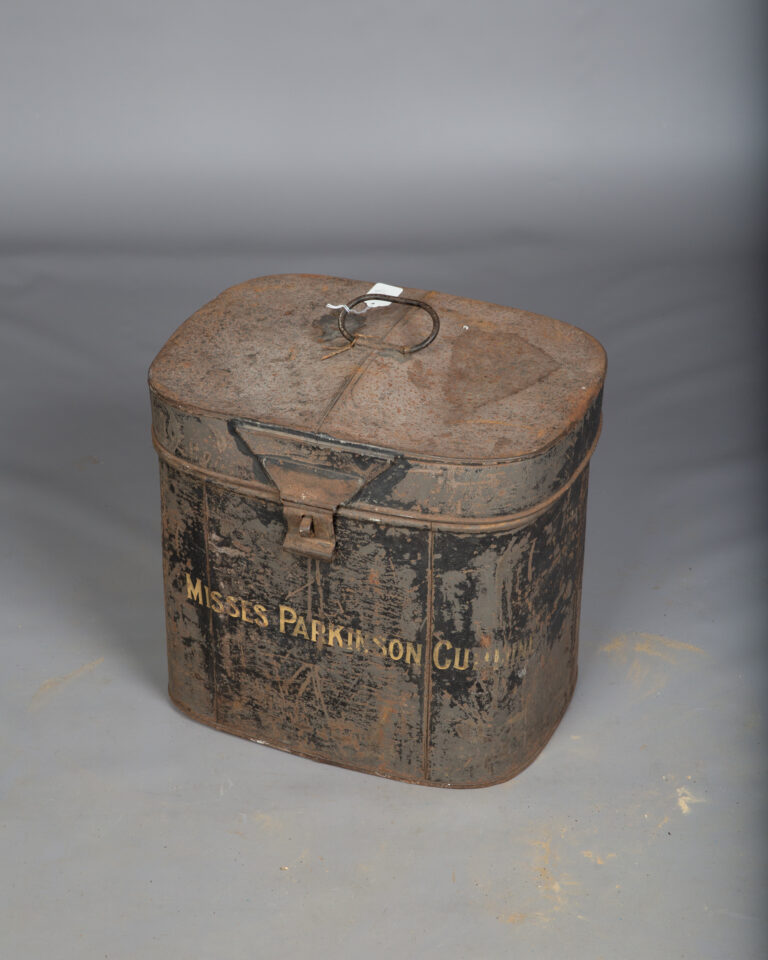 LG010 'Misses Parkinson' Metal Hat Box