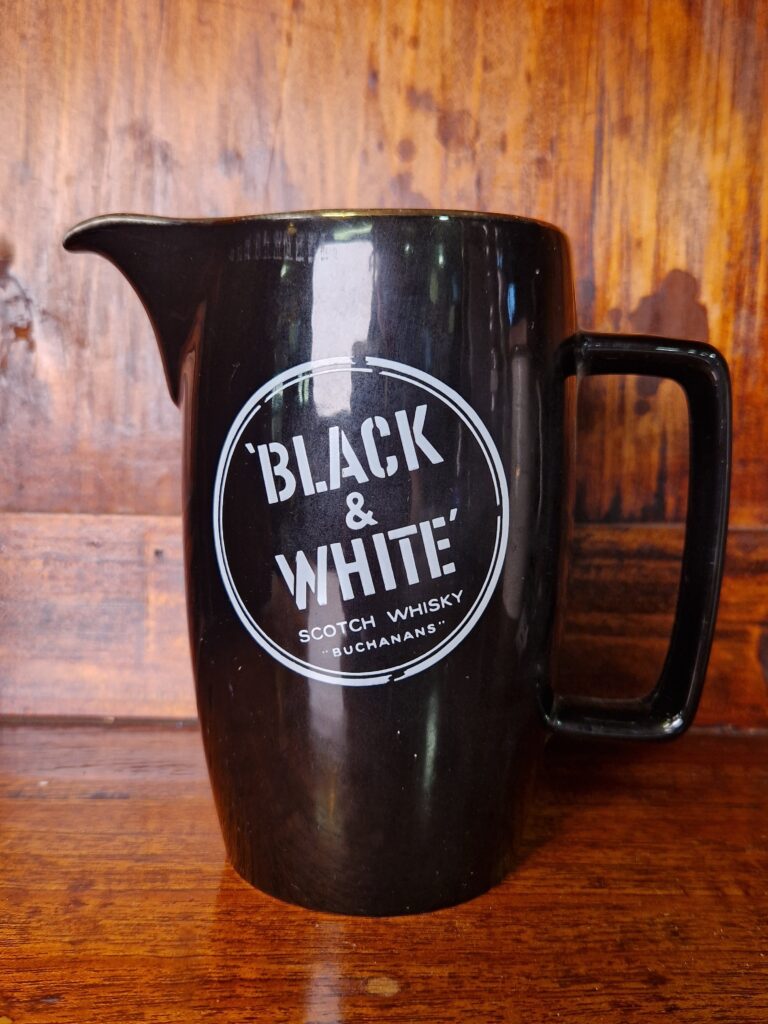 Black & White Whisky Jug [w758]