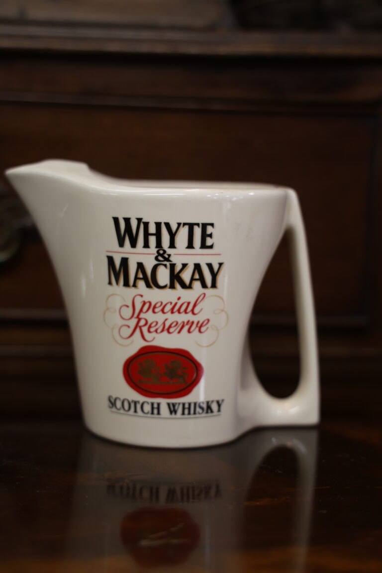 Whyte & Mackay Scotch Whisky Jug [w776]