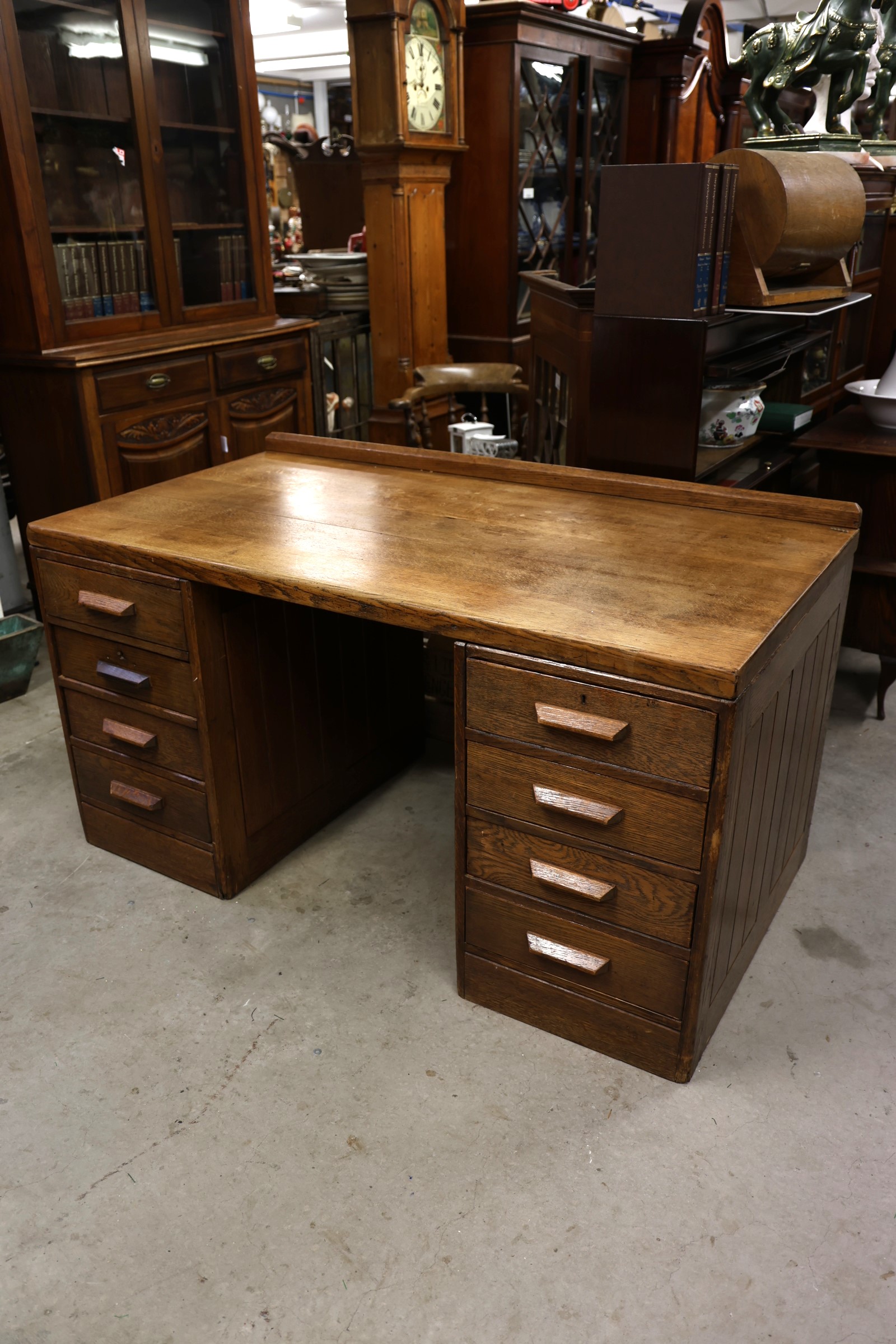 Solid Oak Double-sided Desk