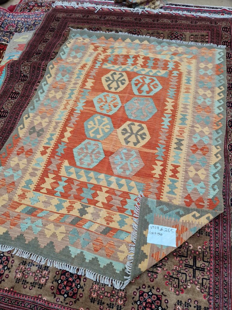 NT09 Veg-dyed Maimana Kilim Rug