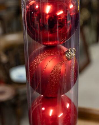 Set of 4 15cm Red Baubles