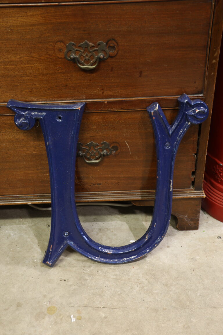 Victorian Cast Iron Letter 'U' - Blue