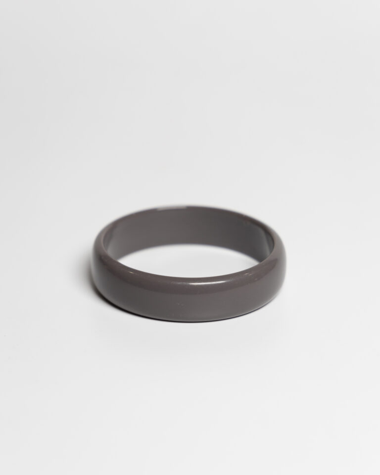 JL017 Vintage Grey Lucite Bangle