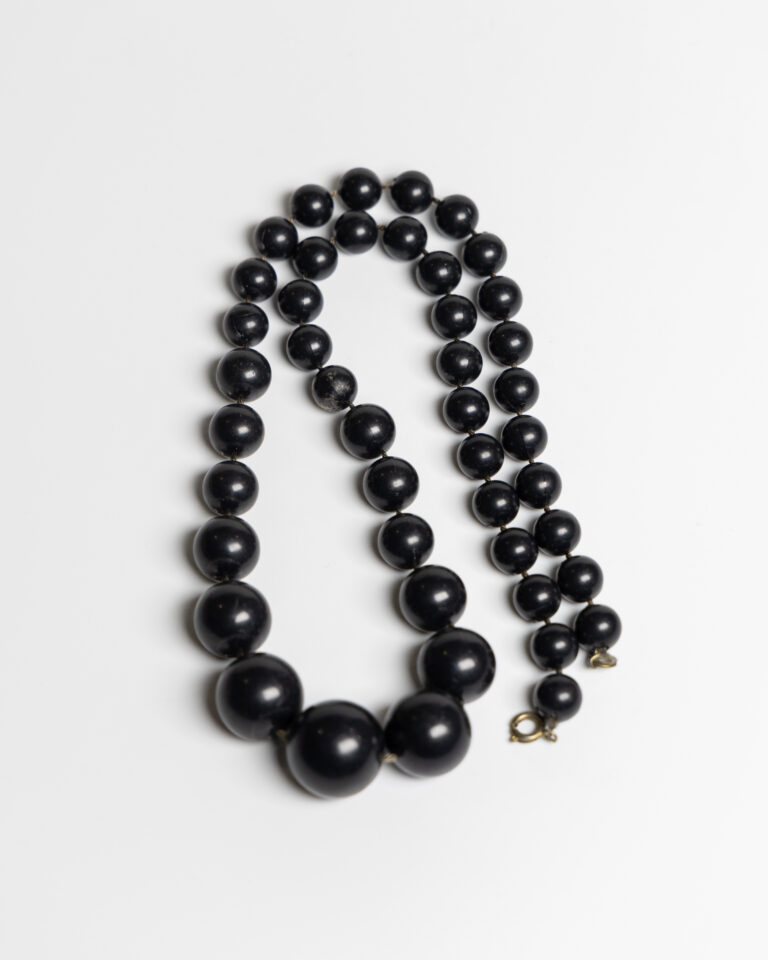 JL135 Vintage Black Bead Necklace
