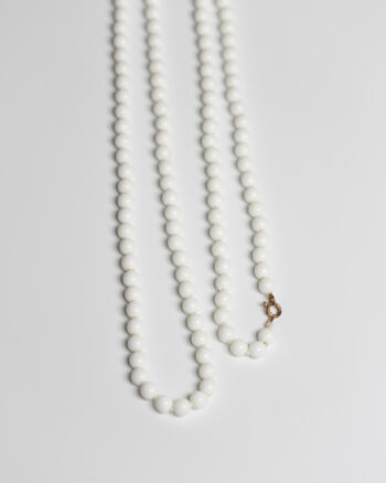 JL112 Vintage White Bead Necklace