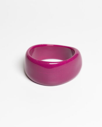 JL062 Vintage Pink Lucite Bangle