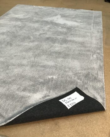 DC09 Contemporary Grey Rug