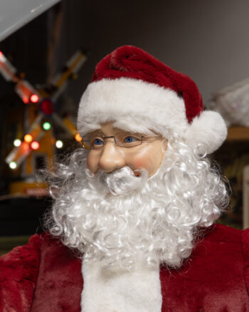 Deluxe Singing Santa
