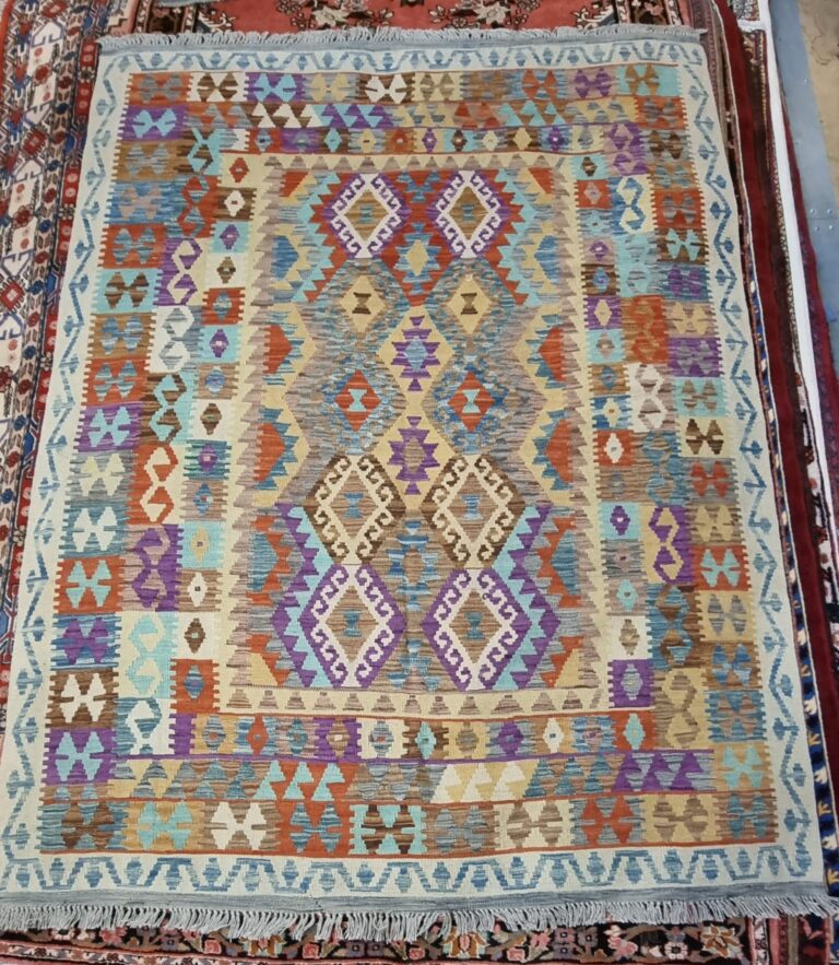 NT16 Veg-dyed Maimana Kilim Rug