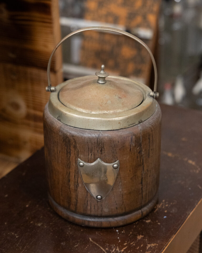 Small Oak Tobacco Caddy