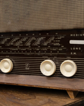 Ferranti Model 255 Vacuum Tube Radio