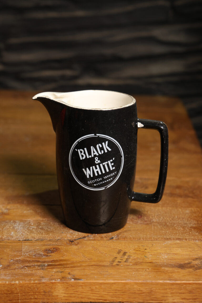 Black & White Whisky Jug [w835]
