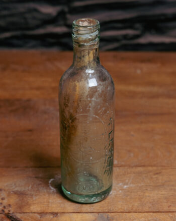 GB088 James Leslie Belfast Bottle