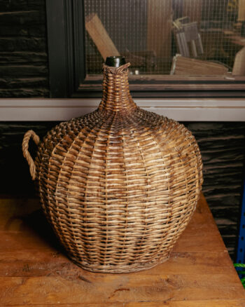 GB072 Wicker Demijohn Wine Bottle