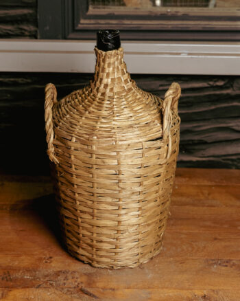 GB068 Wicker Demijohn Wine Bottle