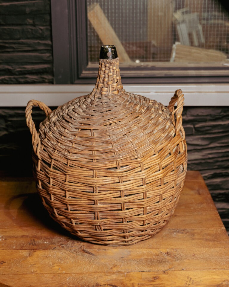 GB066 Wicker Demijohn Wine Bottle