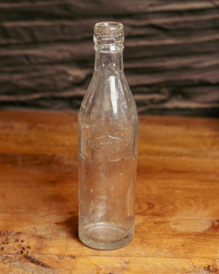 GB063 Finlay's Mineral Water Belfast Bottle