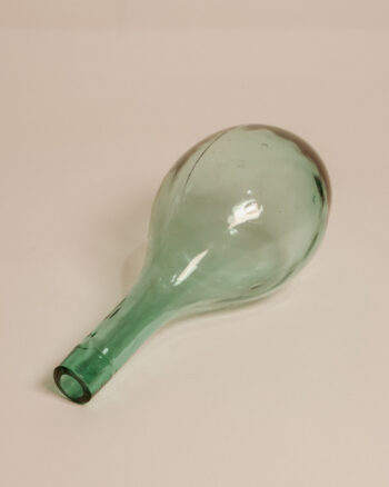 GB119 Hand-blown Balloon Wine Bottle