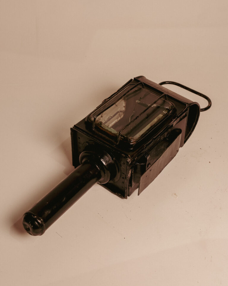 MT044 Raydyot Carriage Lamp