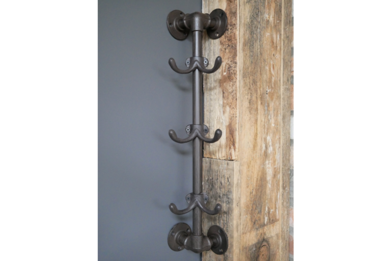 Industrial Corner-mounted Hooks [7112]