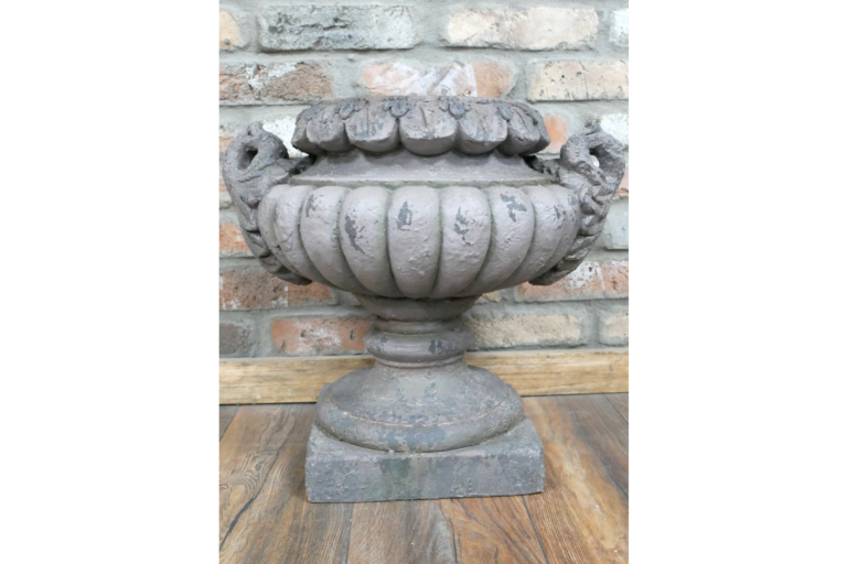 Resin Urn [9475]