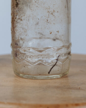 GB114 Cantrell & Cochrane Bottle