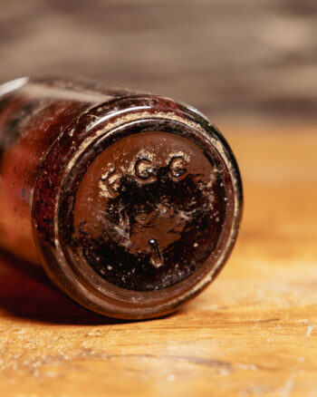 GB127 Brown Glass Jar