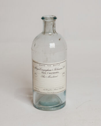GB200 Dublin Chemists Bottle