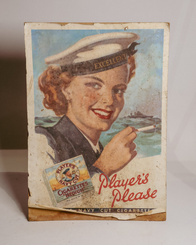 Player's Navy Cut Advertisement [w919]