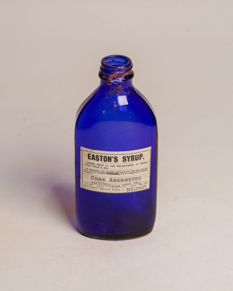 GB173 Easton's Syrup Bottle