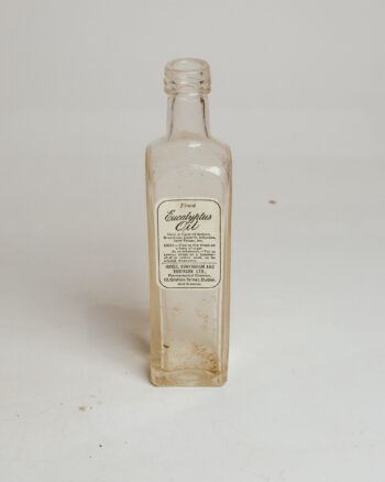 GB182 Eucalyptus Oil Bottle