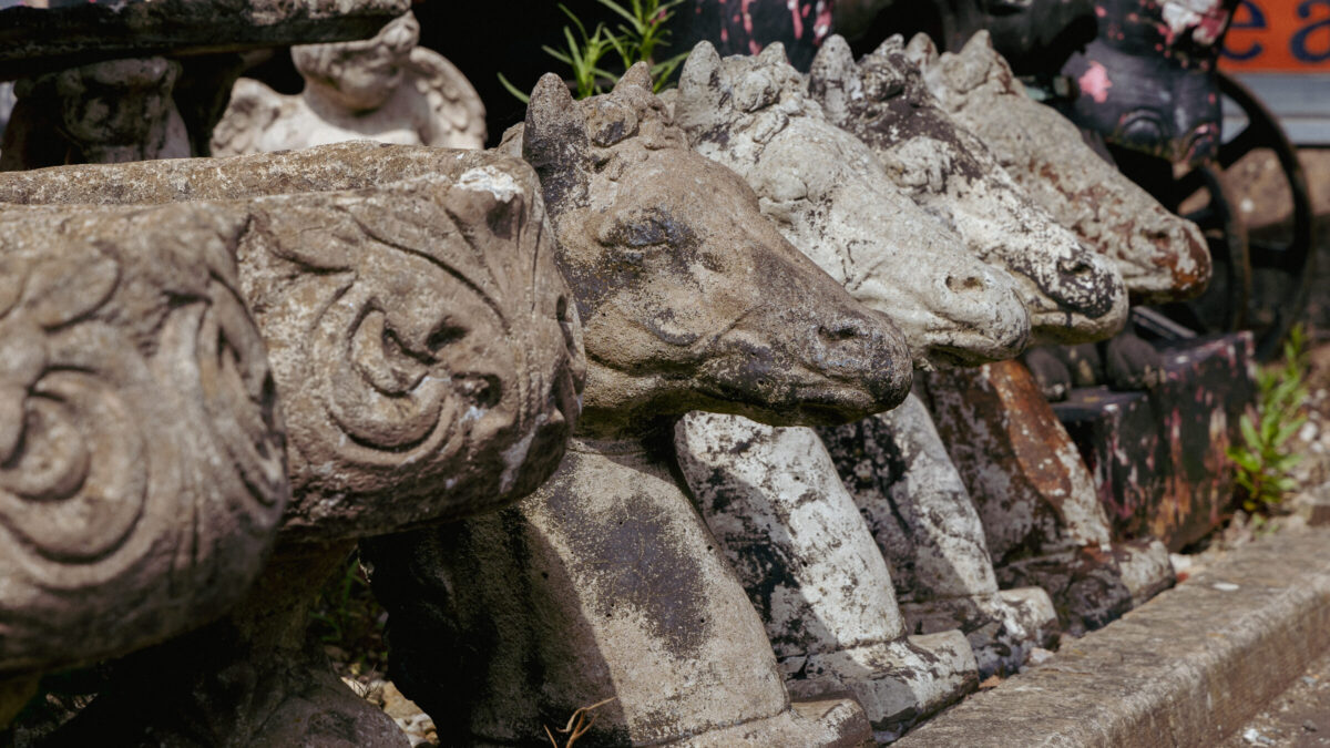 Vintage Garden Guide