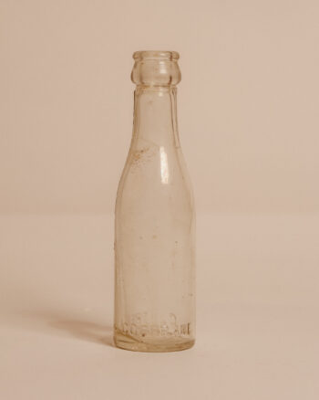 GB209 Cantrell & Cochrane Bottle
