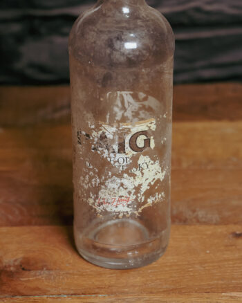 GB160 Haig Scotch Whisky Bottle