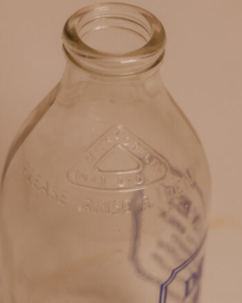 GB213 Drayne’s Lisburn Milk Bottle