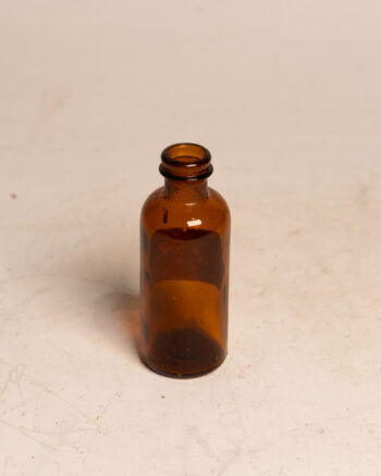 GB304 Tincture of Quinine Bottle