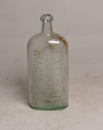 GB266 Dinneford’s Magnesia Bottle