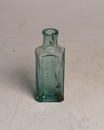 GB283 Straw Hat Dye Bottle