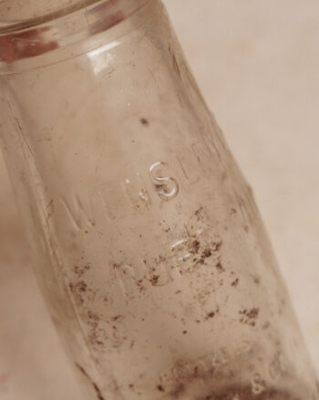 GB333 Wensleydale Milk Bottle