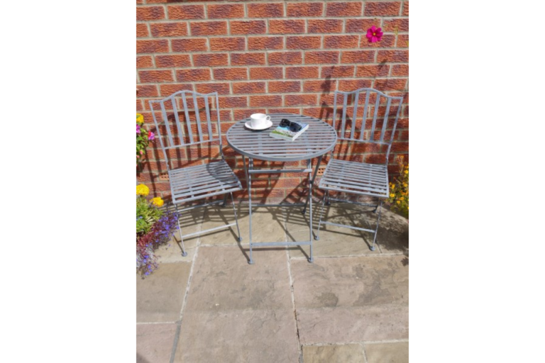 Grey Patio Table and Chairs