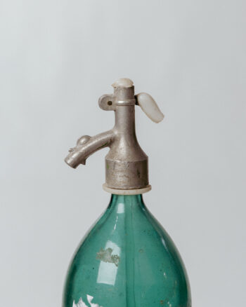 GB143 Green Glass Syphon