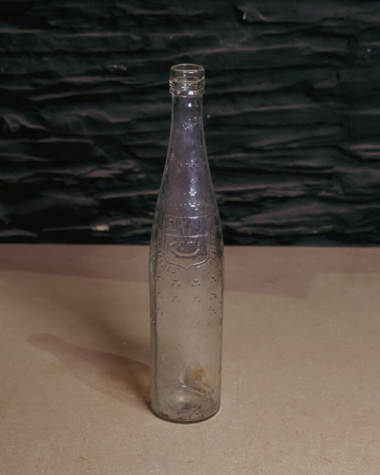 GB134 Ross's Belfast Bottle
