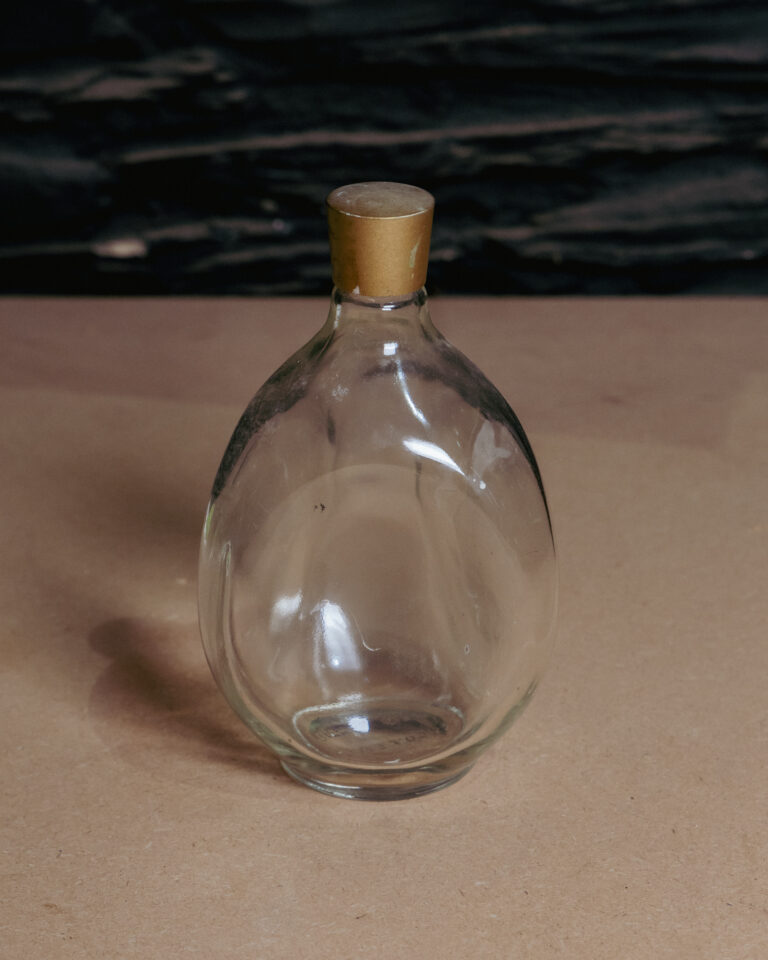 GB138 Haig Dimple Whisky Bottle