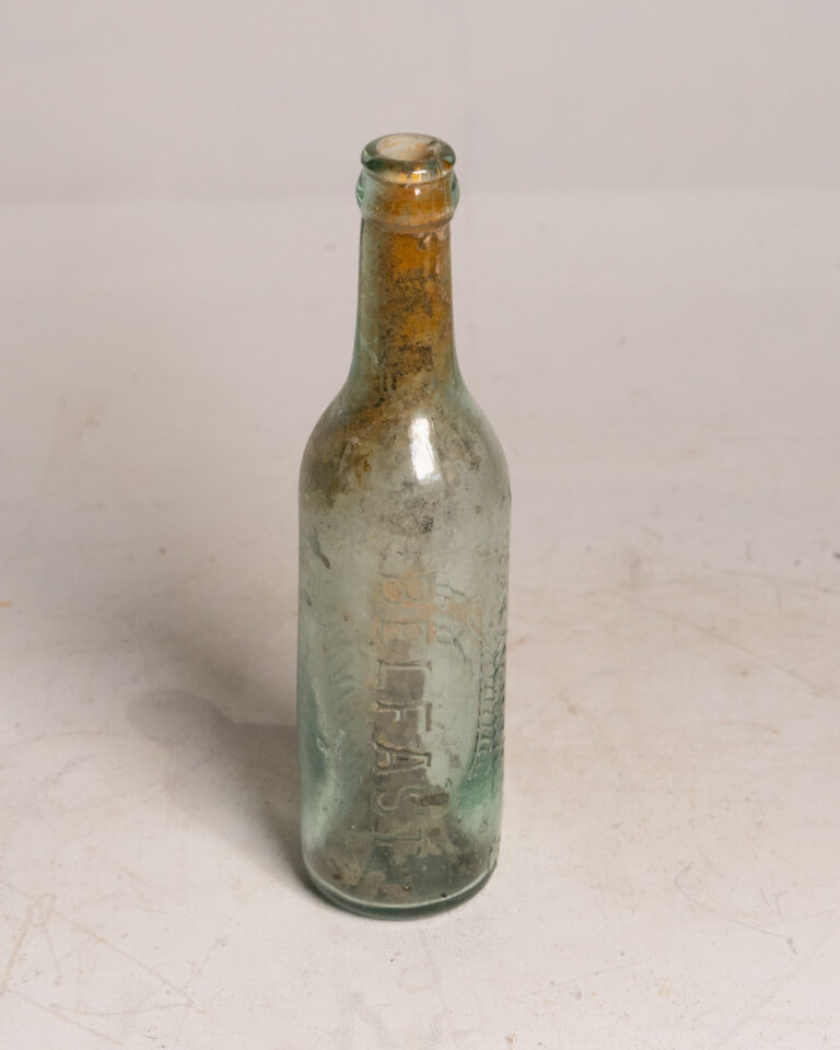 GB340 Lyle & Kinahan Belfast Bottle