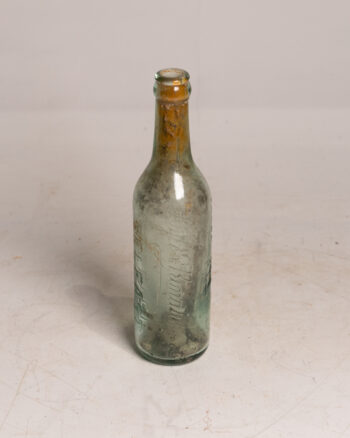 GB340 Lyle & Kinahan Belfast Bottle