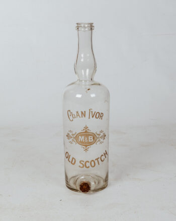 Clan Ivor Old Scotch Whisky Decanter [w963]
