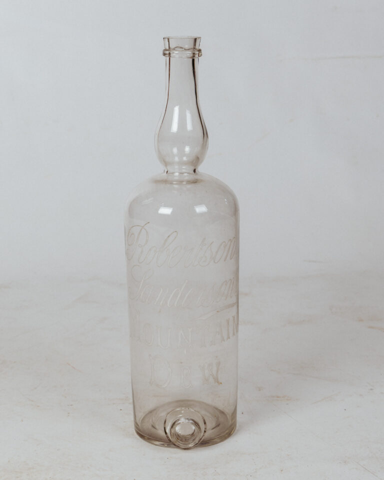 Robertson Sanderson's Whisky Decanter [w964]