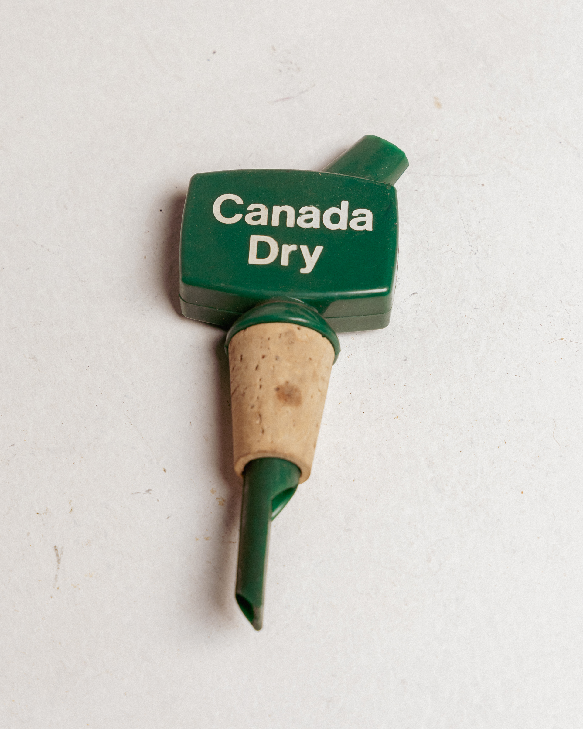 Canada Dry Pourer [w962]