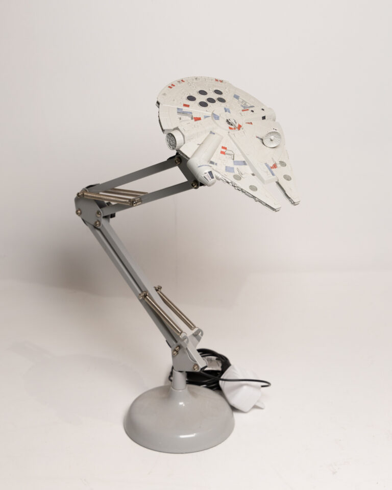Millennium Falcon Lamp